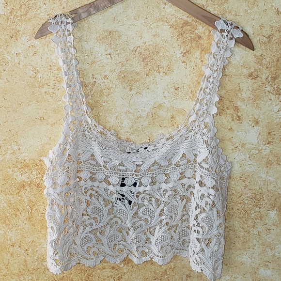 Dulcie Tops - Dulcie lace crop